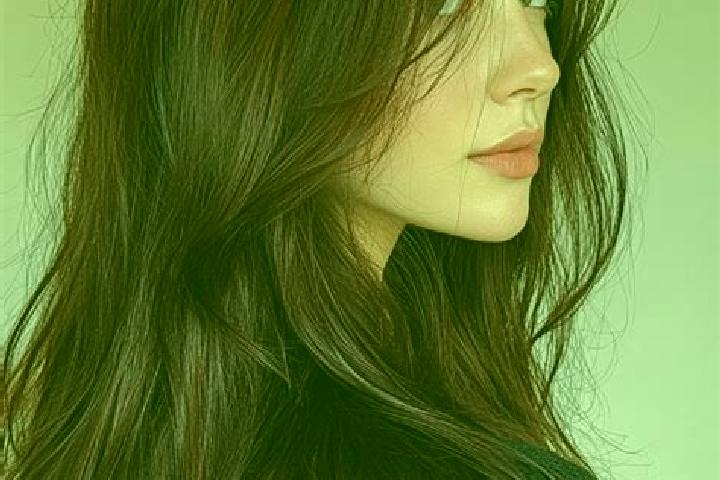 Emily, 24, a auburn brown-eyed asian companion based in Napu. Offering Couples, OWO, Duos, Massage, A-Level. Available for incall and outcall, overnight book...