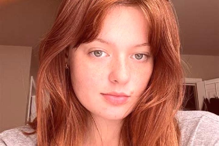 Emily, 24, a auburn brown-eyed indian companion based in Clarks Green. Offering Dinner Date, Couples, Duos. Available for incall and outcall, day and evening...