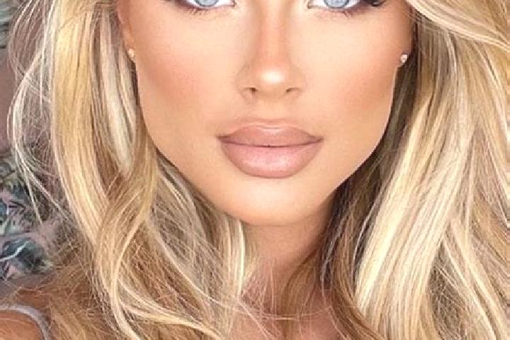 Emily, 24, a blonde blue-eyed latina companion based in Zamostia. Offering A-Level, Dinner Date, Roleplay. Available for incall and outcall, day and evening ...