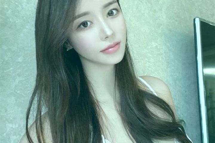 Emily, 24 — Escort in Asagiisikli, Turkey