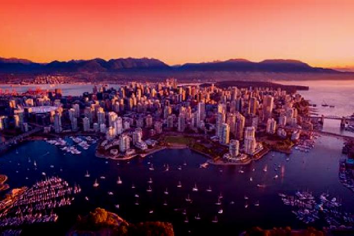 Emily, 24 — Escort in Downtown Vancouver, Canada