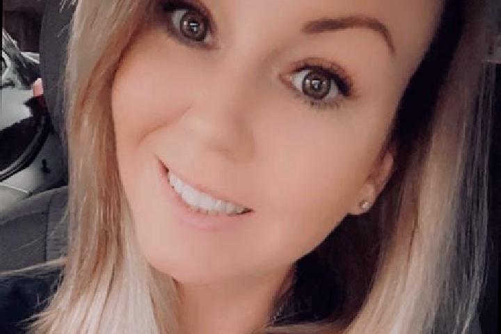 Emily, 24 — Escort in Dunnellon, United States