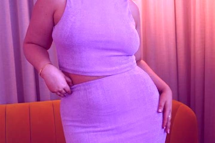 Emily, 24 — Escort in Fayt-le-Franc, Belgium