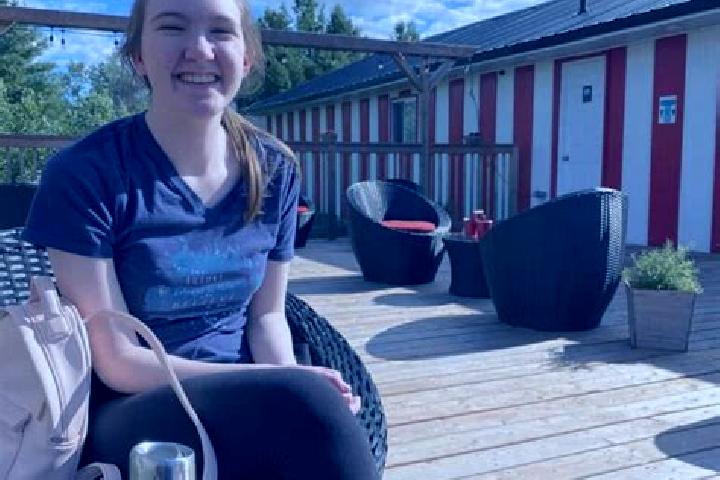 Emily, 24 — Escort in Gore Bay, Canada