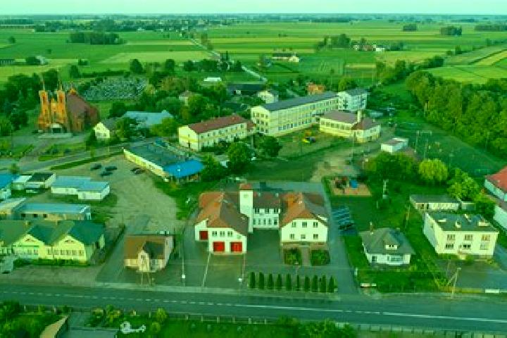 Emily, 24 — Escort in Klukowo, Poland