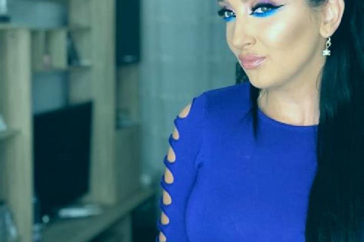 Emily, 24 — Escort in Pogonesti, Romania