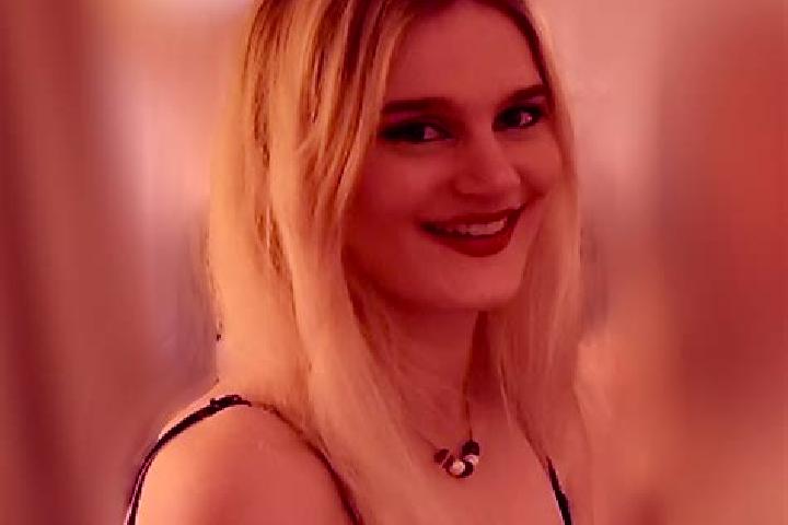 Emily, 25, a brunette amber-eyed caribbean companion based in Mabu. Offering Dinner Date, CIM, Travel Companion, 69, BDSM. Available for incall and outcall, ...