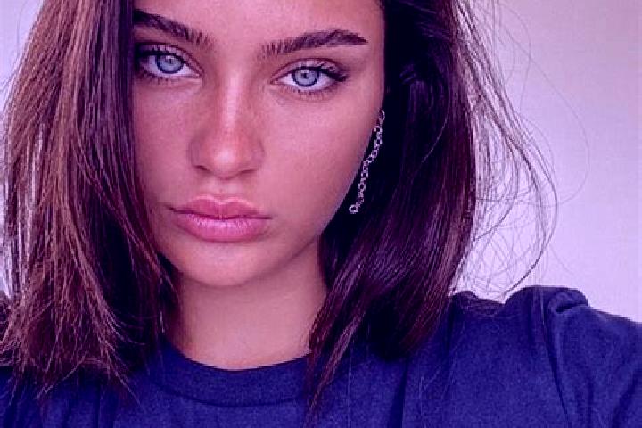 Emily, 25, a brunette dark-eyed mixed companion based in Les Essards. Offering BDSM, Fetish, Striptease. Available for incall and outcall, overnight bookings...