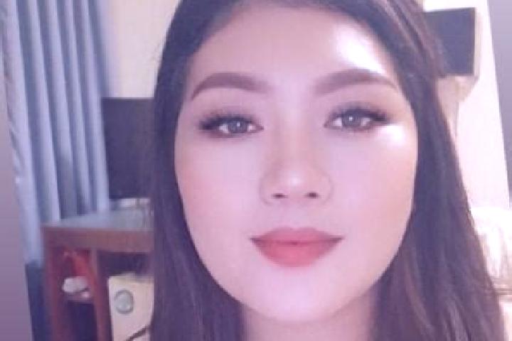 Emily, 25, a chestnut dark-eyed asian companion based in Rendole. Offering Massage, GFE. Available for incall and outcall, overnight bookings available.