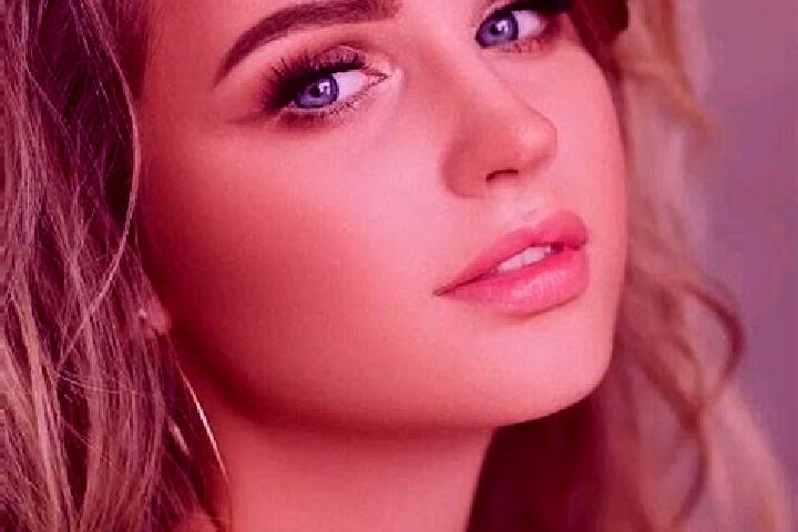 Emily, 25, a dark blonde blue-eyed caucasian companion based in Alvarado. Offering Couples, Party Girl. Available for incall and outcall, overnight bookings ...