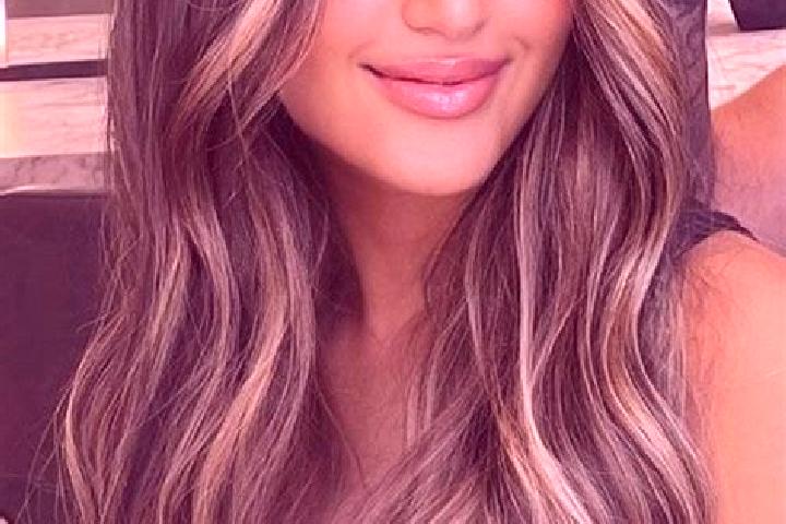 Emily, 25, a dark blonde brown-eyed indian companion based in Malacca. Offering Erotic Massage, Party Girl, Roleplay, Striptease. Available for incall and ou...