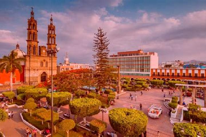 Emily, 25 — Escort in Atonalisco, Mexico