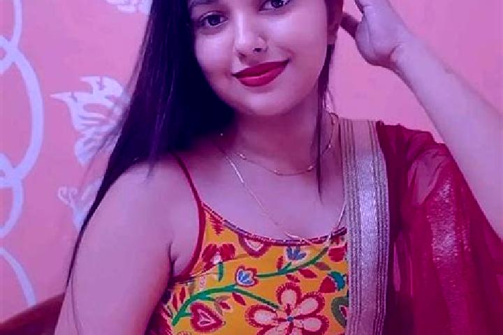 Emily, 25 — Escort in Bhiwani, India