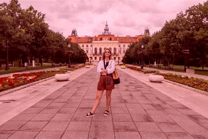 Emily, 25 — Escort in Crepaja, Serbia