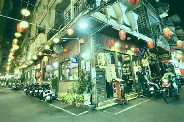 Emily, 25 — Escort in Lung Ho, Vietnam