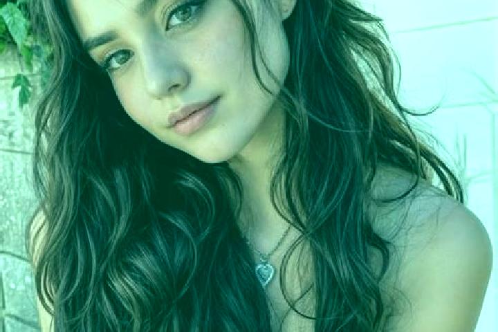 Emily, 26, a auburn hazel-eyed middle eastern companion based in Golovanovka. Offering Erotic Massage, Overnight, Travel Companion. Available for incall and ...