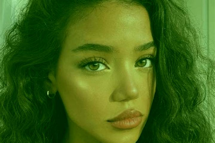 Emily, 26, a black brown-eyed middle eastern companion based in Glin. Offering Couples, GFE, Party Girl. Available for incall and outcall, overnight bookings...