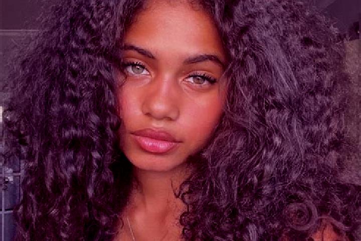 Emily, 26, a brunette blue-eyed ebony companion based in Vitre. Offering Deep French Kissing, GFE, CIM, Overnight. Available for incall and outcall, day and ...
