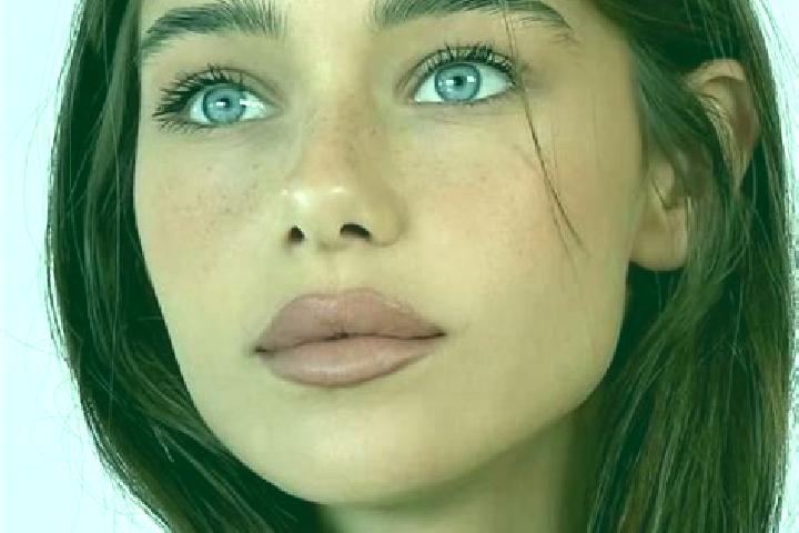 Emily, 26, a brunette brown-eyed mediterranean companion based in Pilibhit. Offering GFE, Prostate Massage. Available for incall and outcall, overnight booki...
