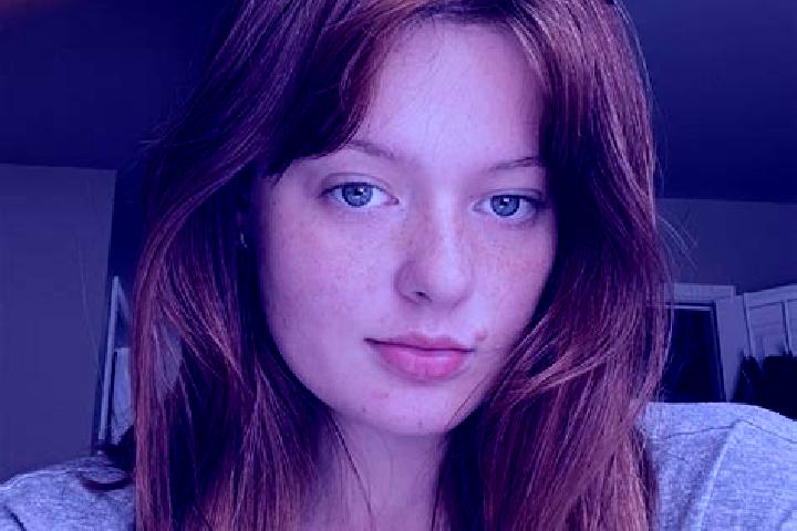 Emily, 26, a red green-eyed caucasian companion based in Stadtallendorf. Offering Duos, Striptease, Erotic Massage, GFE. Available for incall and outcall, da...