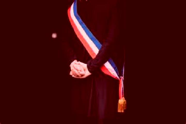 Emily, 26 — Escort in Boiscommun, France