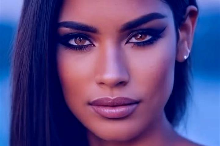 Emily, 27, a black brown-eyed latina companion based in Bione. Offering Girlfriend Experience, Striptease, BDSM. Available for incall and outcall, overnight ...