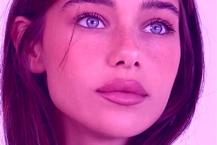 Emily, 27, a brunette brown-eyed caucasian companion based in Petushki. Offering GFE, Duos, Roleplay. Available for incall and outcall, day and evening dates.