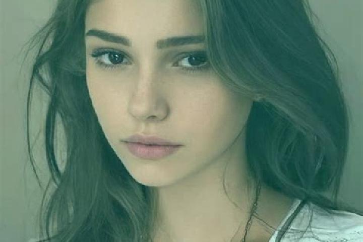 Emily, 27, a chestnut hazel-eyed slavic companion based in Pintopolis. Offering Dinner Date, OWO, 69, GFE. Available for incall and outcall, day and evening ...
