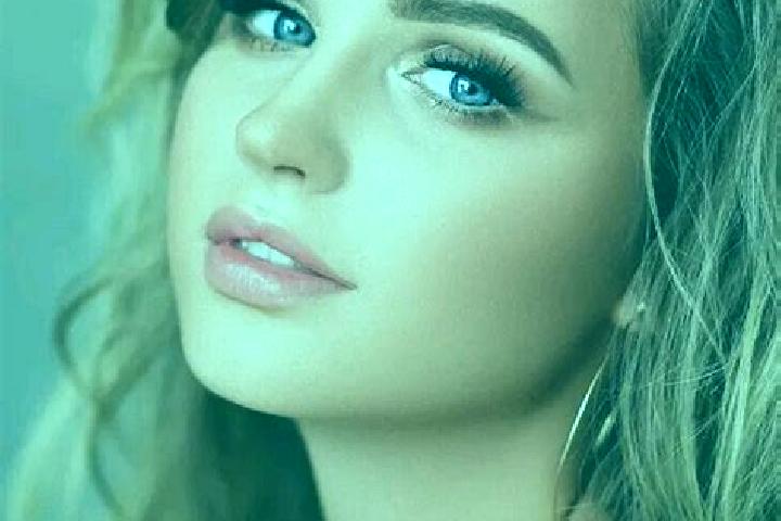Emily, 27, a dark blonde blue-eyed indian companion based in Shimogamo. Offering CIM, Couples, A-Level. Available for incall and outcall, overnight bookings ...