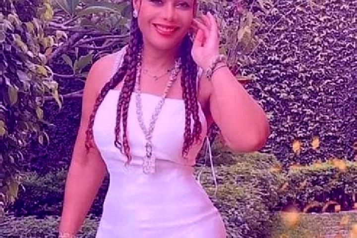 Emily, 27 — Escort in Guidiguis, Cameroon