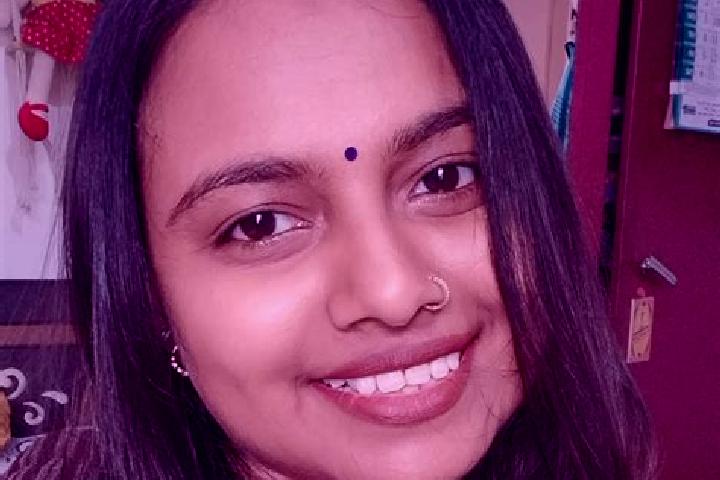 Emily, 27 — Escort in Kadi, India