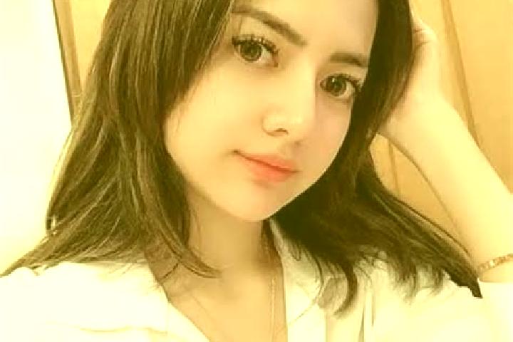 Emily, 27 — Escort in Oematnunu, Indonesia