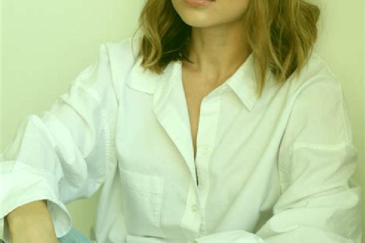 Emily, 27 — Escort in Rulin, China