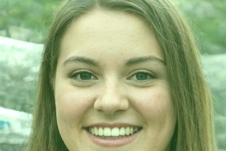 Emily, 27 — Escort in Withers, Australia