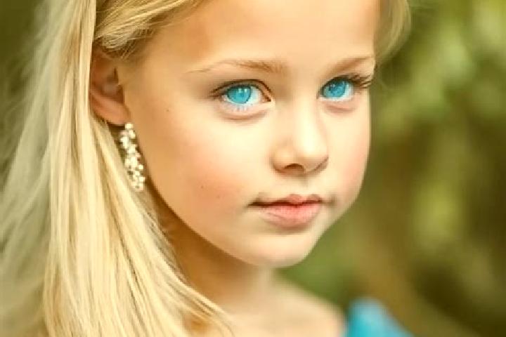 Emily, 28, a blonde blue-eyed ebony companion based in Lithoijen. Offering Girlfriend Experience, BDSM, Tantra, GFE, OWO. Available for incall and outcall, o...