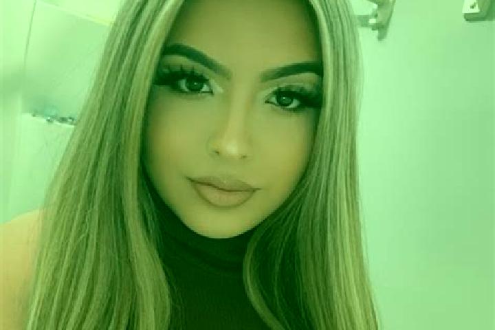 Emily, 28, a blonde grey-eyed latina companion based in Lokpasso. Offering 69, GFE, Party Girl, Couples. Available for incall and outcall, overnight bookings...