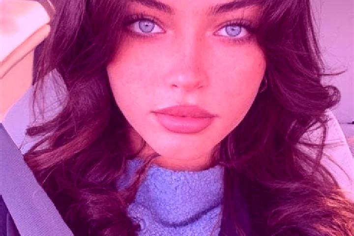 Emily, 28, a brunette dark-eyed mixed companion based in Cava De Tirreni. Offering Couples, 69, Overnight, Domination, OWO. Available for incall and outcall,...