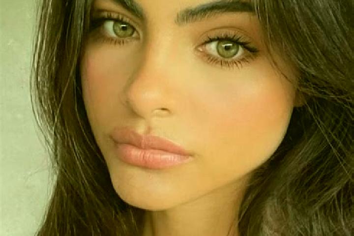 Emily, 28, a chestnut dark-eyed indian companion based in Bayan Huxu. Offering Girlfriend Experience, 69, Overnight. Available for incall and outcall, overni...