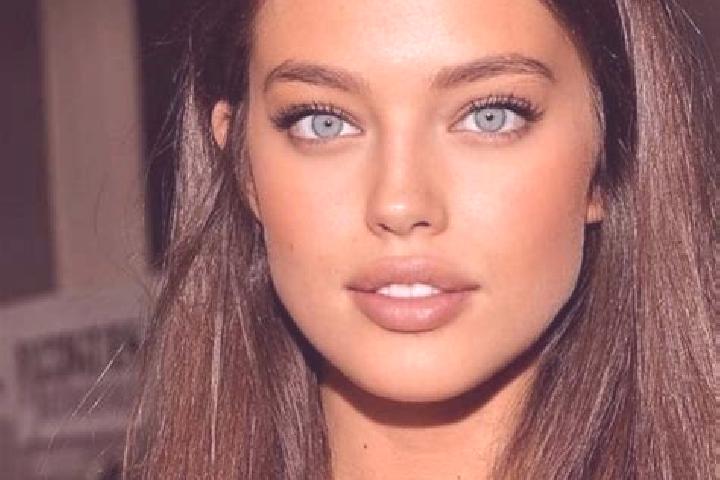 Emily, 28, a chestnut green-eyed mediterranean companion based in Ivot. Offering GFE, Girlfriend Experience, Tantra, Party Girl, A-Level. Available for incal...