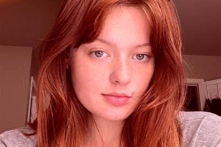 Emily, 28, a red grey-eyed mixed companion based in San Jose Chiapa. Offering Prostate Massage, Domination, Travel Companion, Erotic Massage. Available for i...