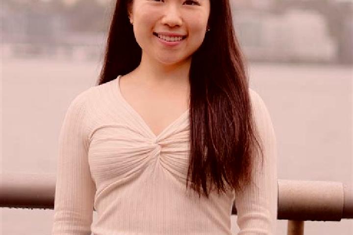 Emily, 28 — Escort in Gaoyan, China