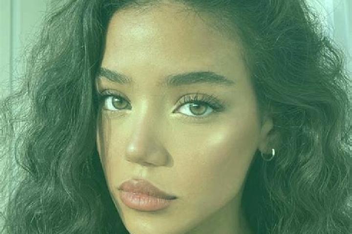 Emily, 29, a black brown-eyed mediterranean companion based in Cappella. Offering CIM, 69, Roleplay, Deep French Kissing. Available for incall and outcall, d...