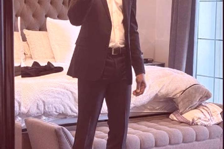 Emily, 29, a black dark-eyed caucasian companion based in Bellac. Offering Tantra, Dinner Date, 69, Overnight, OWO. Available for incall and outcall, day and...