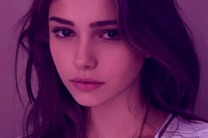 Emily, 29, a chestnut grey-eyed slavic companion based in Svalsta. Offering 69, A-Level, OWO. Available for incall and outcall, overnight bookings available.