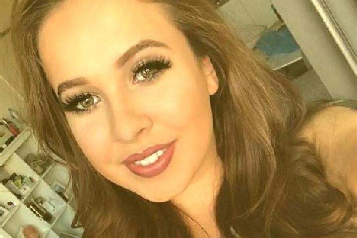 Emily, 29, a dark blonde amber-eyed caucasian companion based in Kennelbach. Offering Striptease, Travel Companion, Domination. Available for incall and outc...