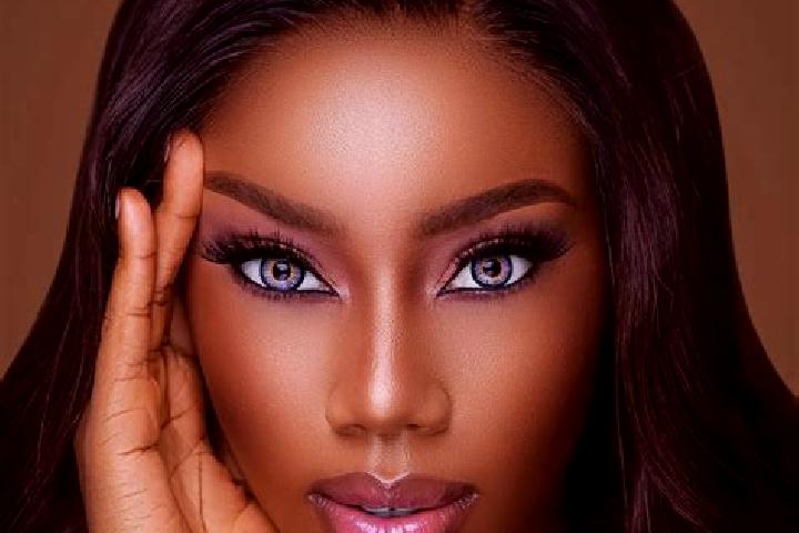 Emily, 29, a red blue-eyed ebony companion based in Gblepleu. Offering Overnight, Couples, Domination, Striptease. Available for incall and outcall, day and ...