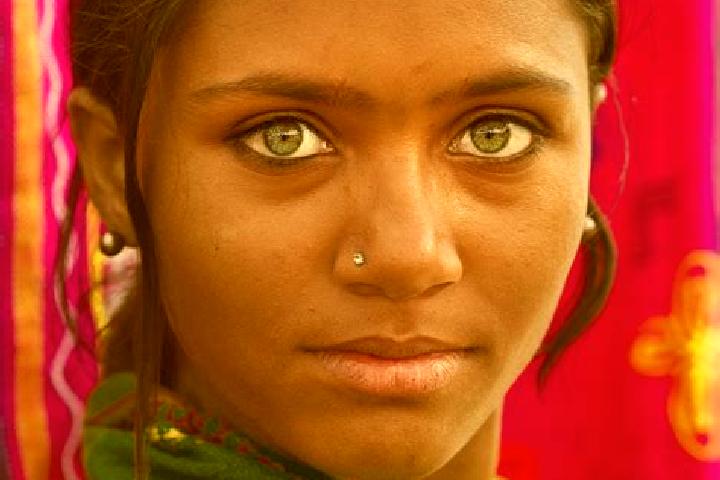 Emily, 29, a red green-eyed indian companion based in Chifeng. Offering CIM, Fetish, Tantra, Travel Companion, BDSM. Available for incall and outcall, overni...