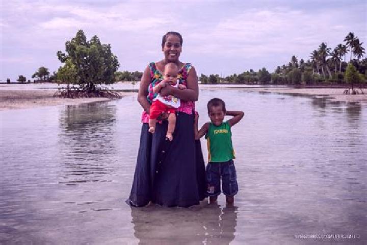 Emily, 29 — Escort in Banraeaba Village, Kiribati