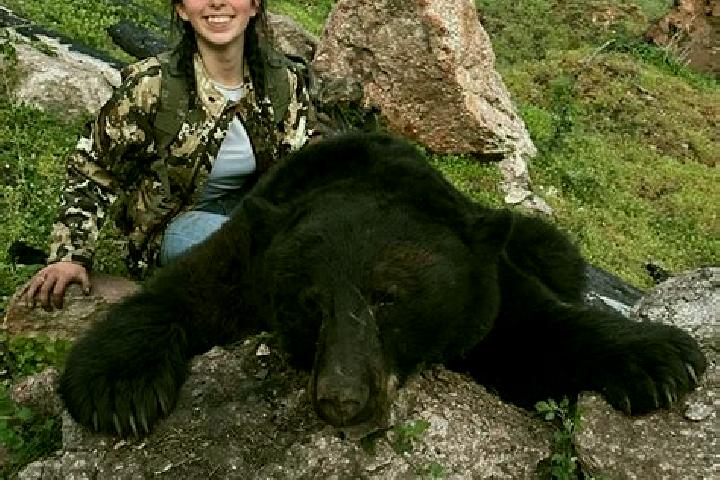 Emily, 29 — Escort in Bear Rocks, United States
