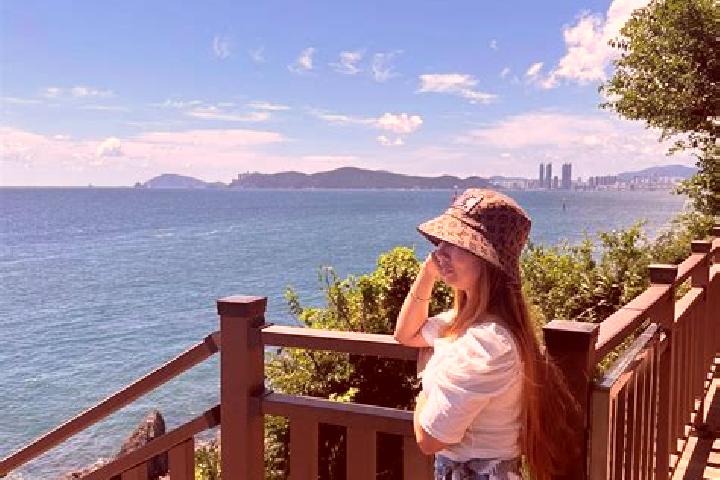Emily, 29 — Escort in Cabra, Philippines
